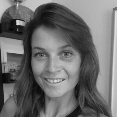 Phoebe H. - Freelance Ui Designer