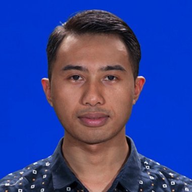 Andhyka H. - Freelance Graphic Designer