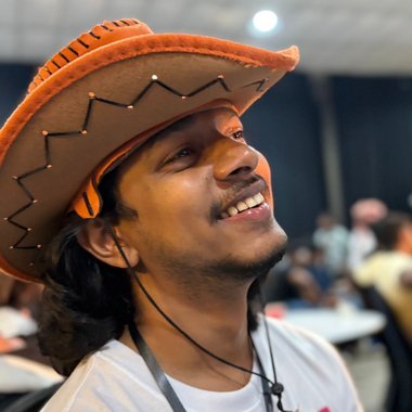 Ravija W. - Freelance Ux Designer