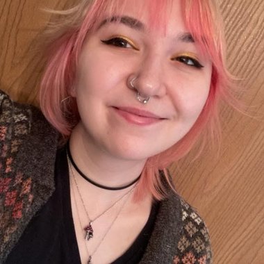 Vada M. - Freelance Web Designer