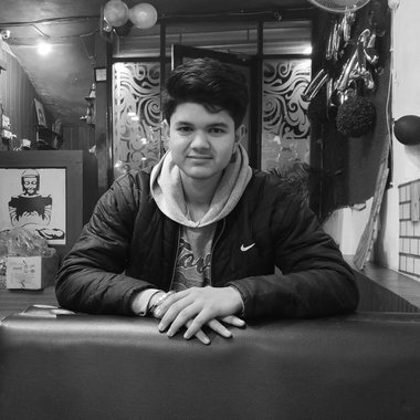 Rishabhdadhwal - Freelance Graphic Designer