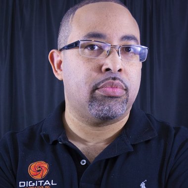 Darien R. - Freelance Film Producer
