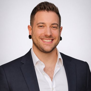 Abram W. - Freelance Marketing Consultant