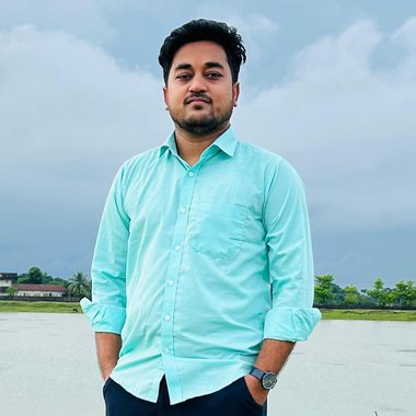 Foyaj A. - Freelance Brand Designer