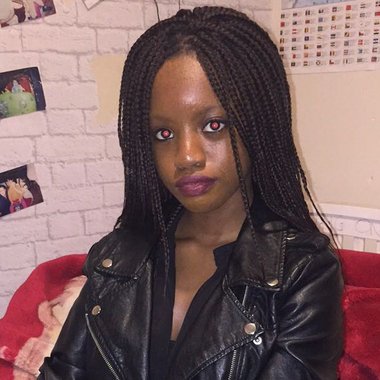 Lisa - Freelance Brand Designer