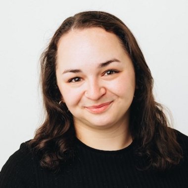 Dabney R. - Freelance Ugc Creator