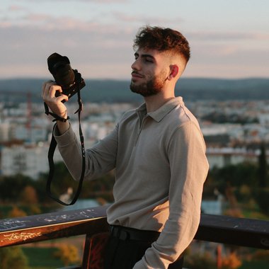 Eduardo R. - Freelance Video Editor