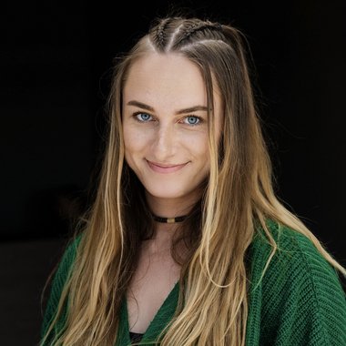 Evelina B. - Freelance Content Strategist