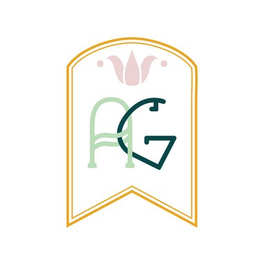 Amanda G. - Freelance Brand Designer