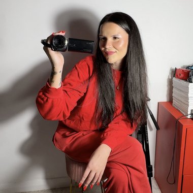 Bezza C. - Freelance Videographer