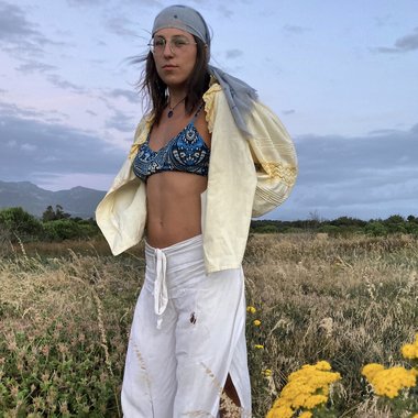 Josie T. - Freelance Graphic Designer