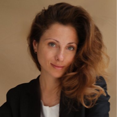 Tamara M. - Freelance Graphic Designer