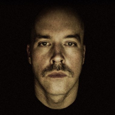 SkaberDesign - Freelance Graphic Designer