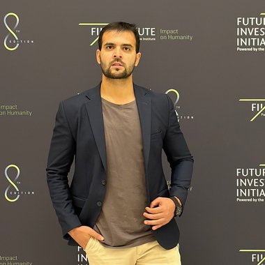 yasirnabi2784217 - Freelance Presentation Designer