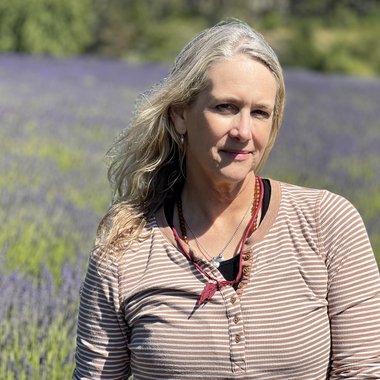 Melissa P. - Freelance Designer