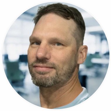 Michael L. - Freelance Digital Marketer