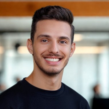 Daniel K. - Freelance Web Designer