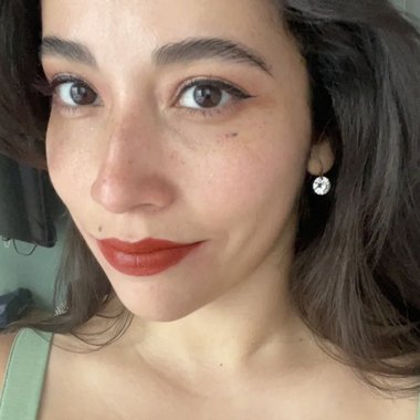 MARIA S. - Freelance Designer