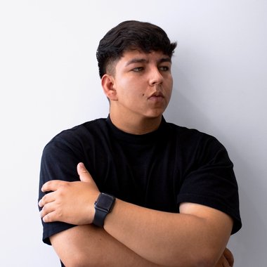 Luis S. - Freelance Logo Designer