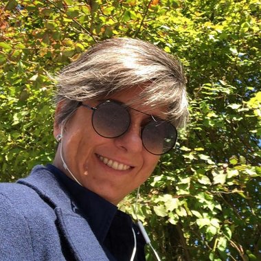 Ana O. - Freelance Web Developer