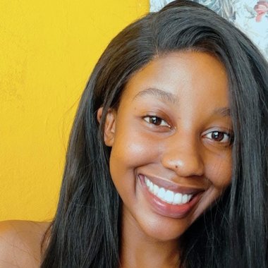Busiku M. - Freelance Content Creator