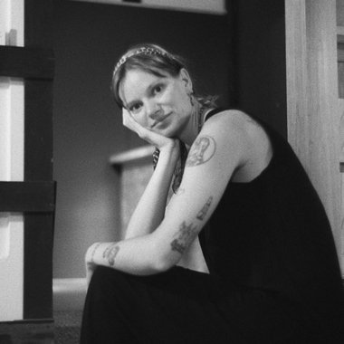 Lily N. - Freelance Presentation Designer