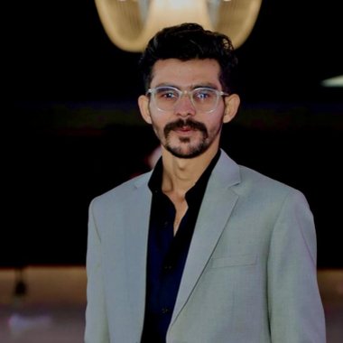 Usman C. - Freelance Social Media Freelancer
