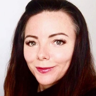 Lindsey R. - Freelance Social Media Freelancer