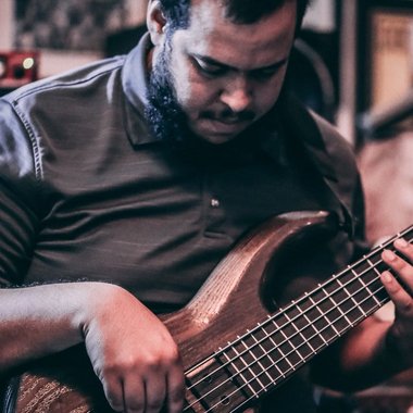 Sergio Q. - Freelance Mixing Engineer