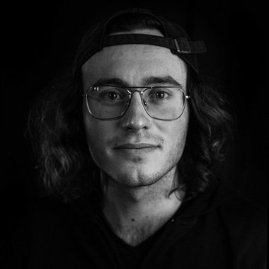 HUGOFILMSCORE - Freelance Music Composer