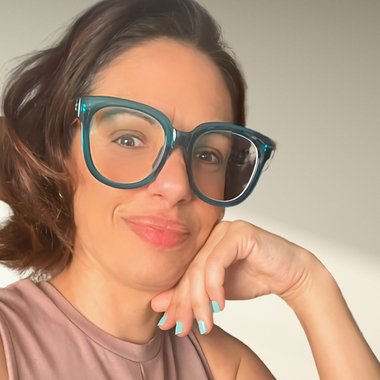 Isabel M. - Freelance Content Creator