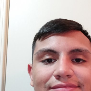 Jorge L. - Freelance Brand Designer