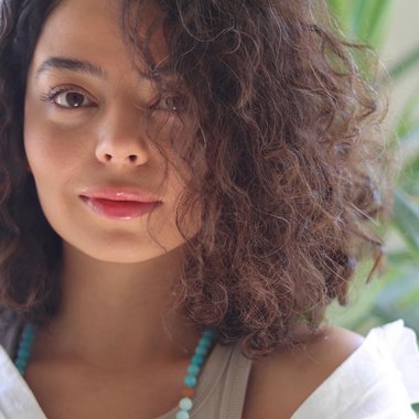 Nilly S. - Freelance Brand Designer