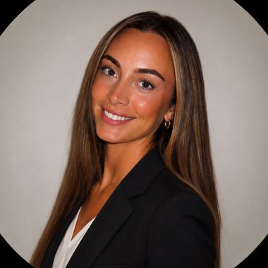 LA N. - Freelance Digital Marketer