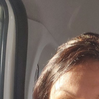 Erandi N. - Freelance Graphic Designer