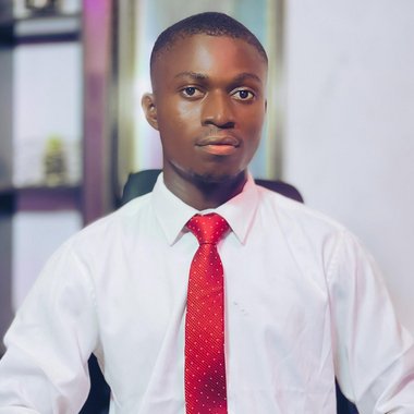 Effor B. - Freelance Film Producer