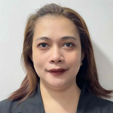 Elonise B. - Freelance Digital Marketer