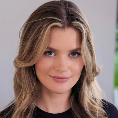 Georgia H. - Freelance Video Editor