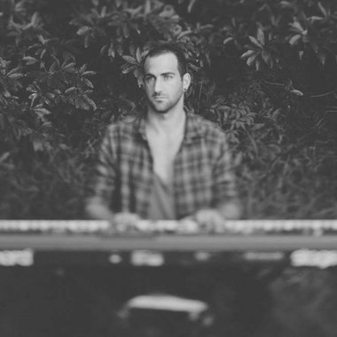 Matthew J. - Freelance Music Producer