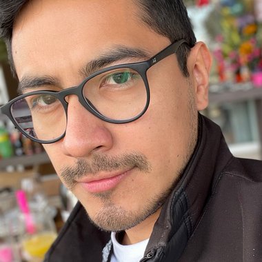 Sergio O. - Freelance Social Media Freelancer