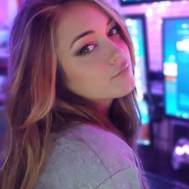 Pamela M. - Freelance Illustrator