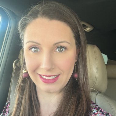 Nancy.shourati - Freelance Voiceover Artist