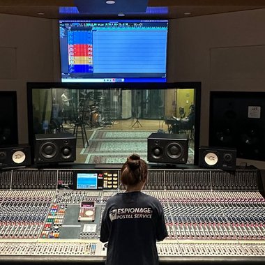 Yun L. - Freelance Mixing Engineer