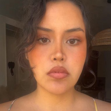 Ailen F. - Freelance Film Director