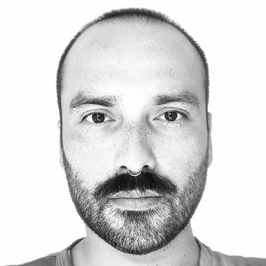 Nicolas E. - Freelance Soundtrack Musician