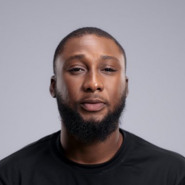 Stéphane K. - Freelance Graphic Designer