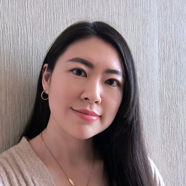 Yuka Y. - Freelance Brand Designer
