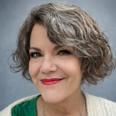 Cindy H. - Freelance Presenter