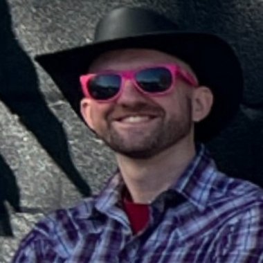 Daniel J. - Freelance Web Designer