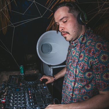 Henrique J. - Freelance Music Producer